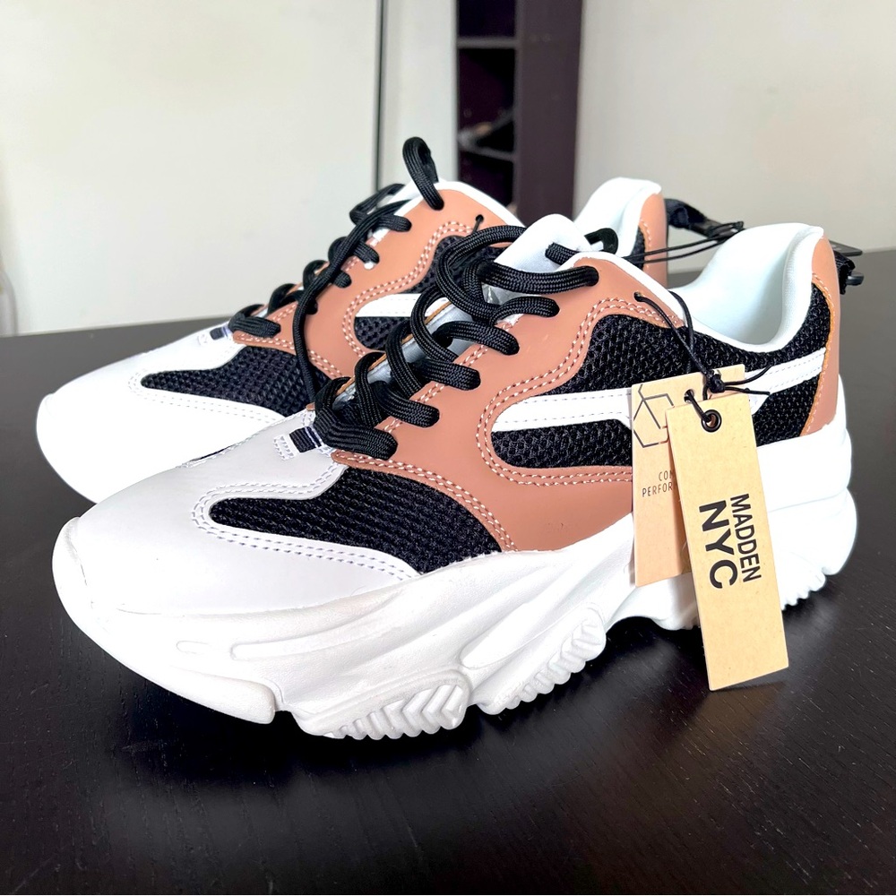 Madden NYC women’s dad Lace-up sneakers